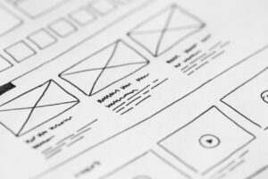 Analyse van Interfaceontwerp: De UX-principes die moderne drukbezochte transactionele lobby's vormgeven